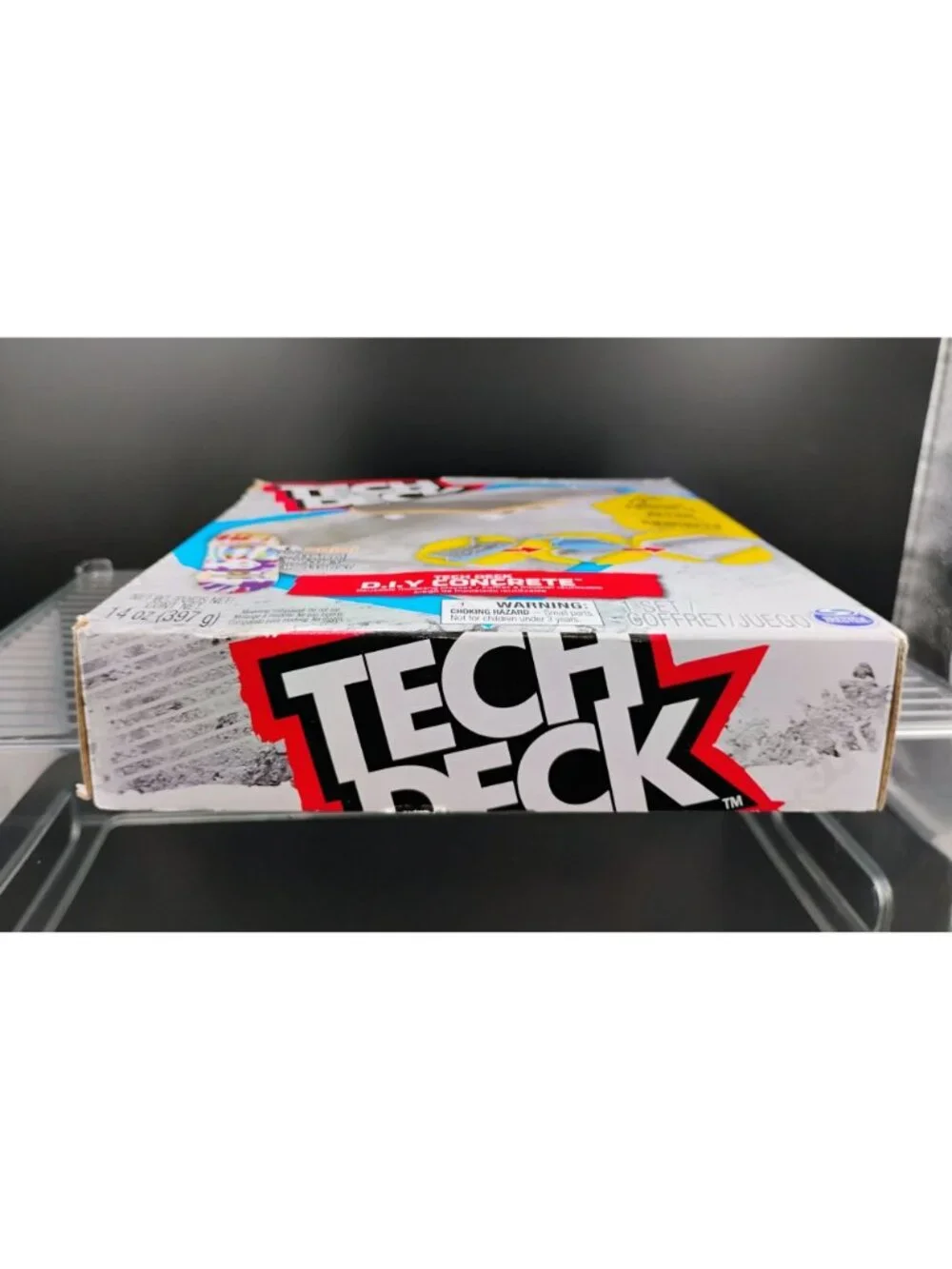 Tech Deck D.I.Y. Concrete Playset With Exclusive Skateboard